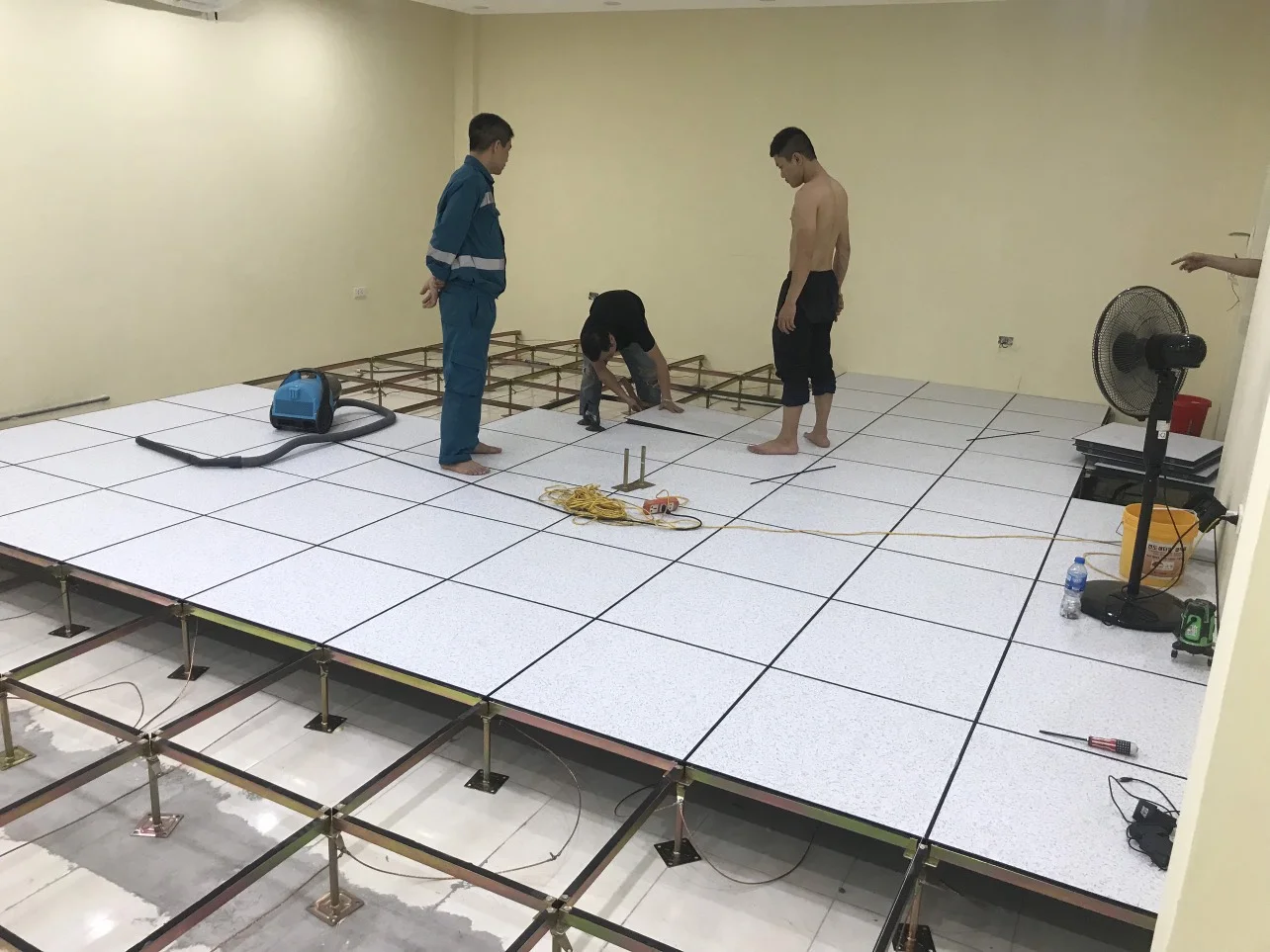 Sàn Nâng Kỹ Thuật HPL ZTFLOOR